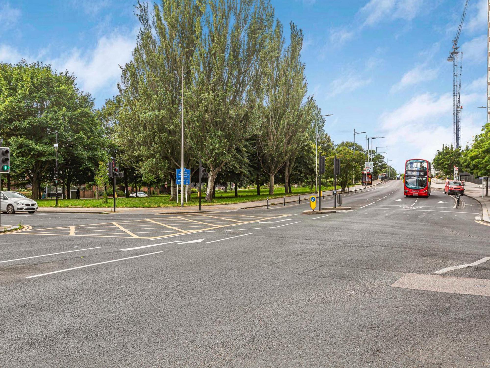 Pass The Keys Modern Tottenham Hale Apartment Perfect For Leisure London Exterior photo